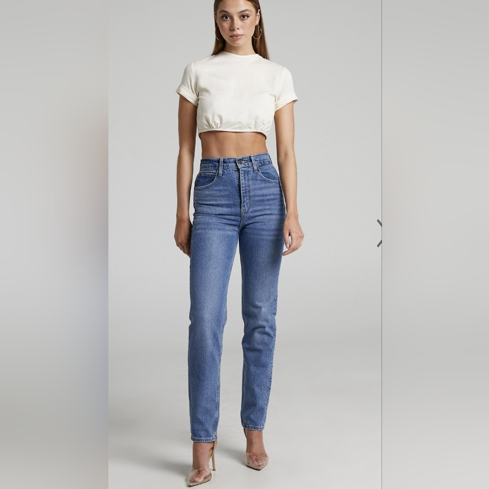 Levis 70's high slim straight jeans size 29